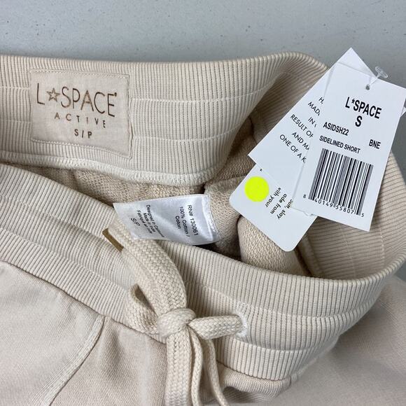 L*Space Sidelined Short Small - Picture 3 of 9